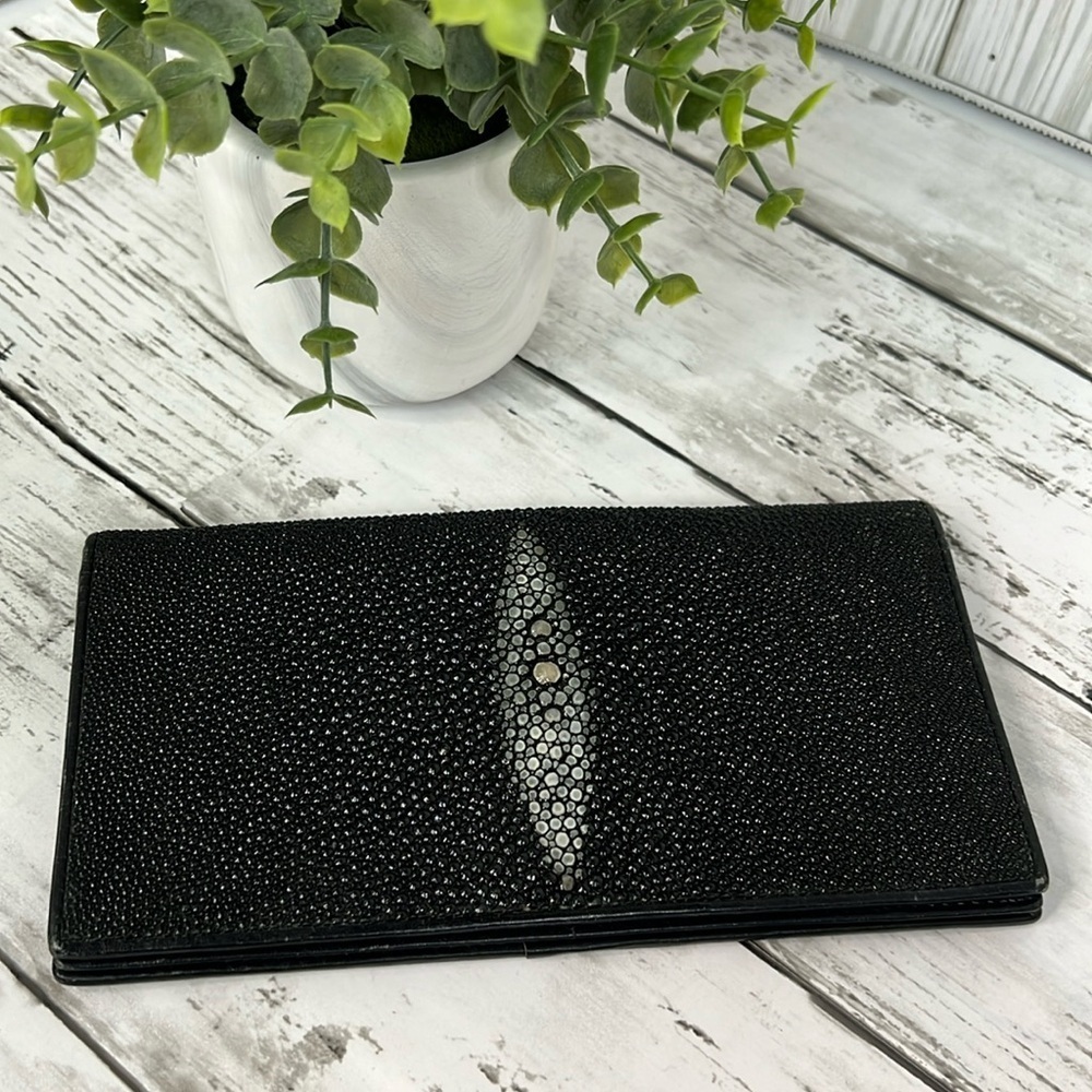 STING Ray Leather Long Wallet made In Thailand